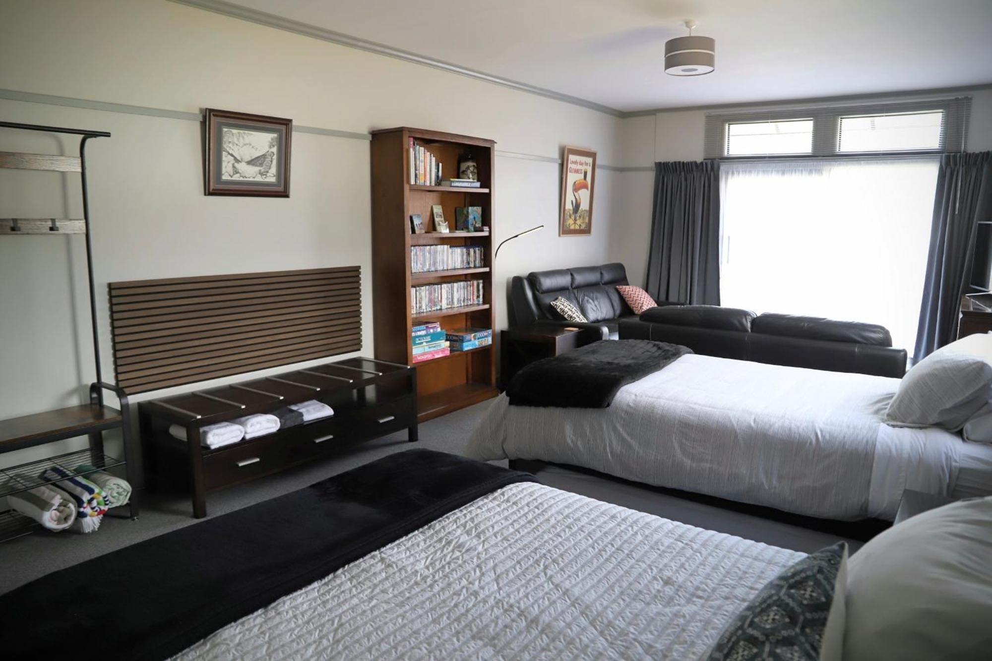 Catnap Cottage, Newly Renovated Manapouri Esterno foto